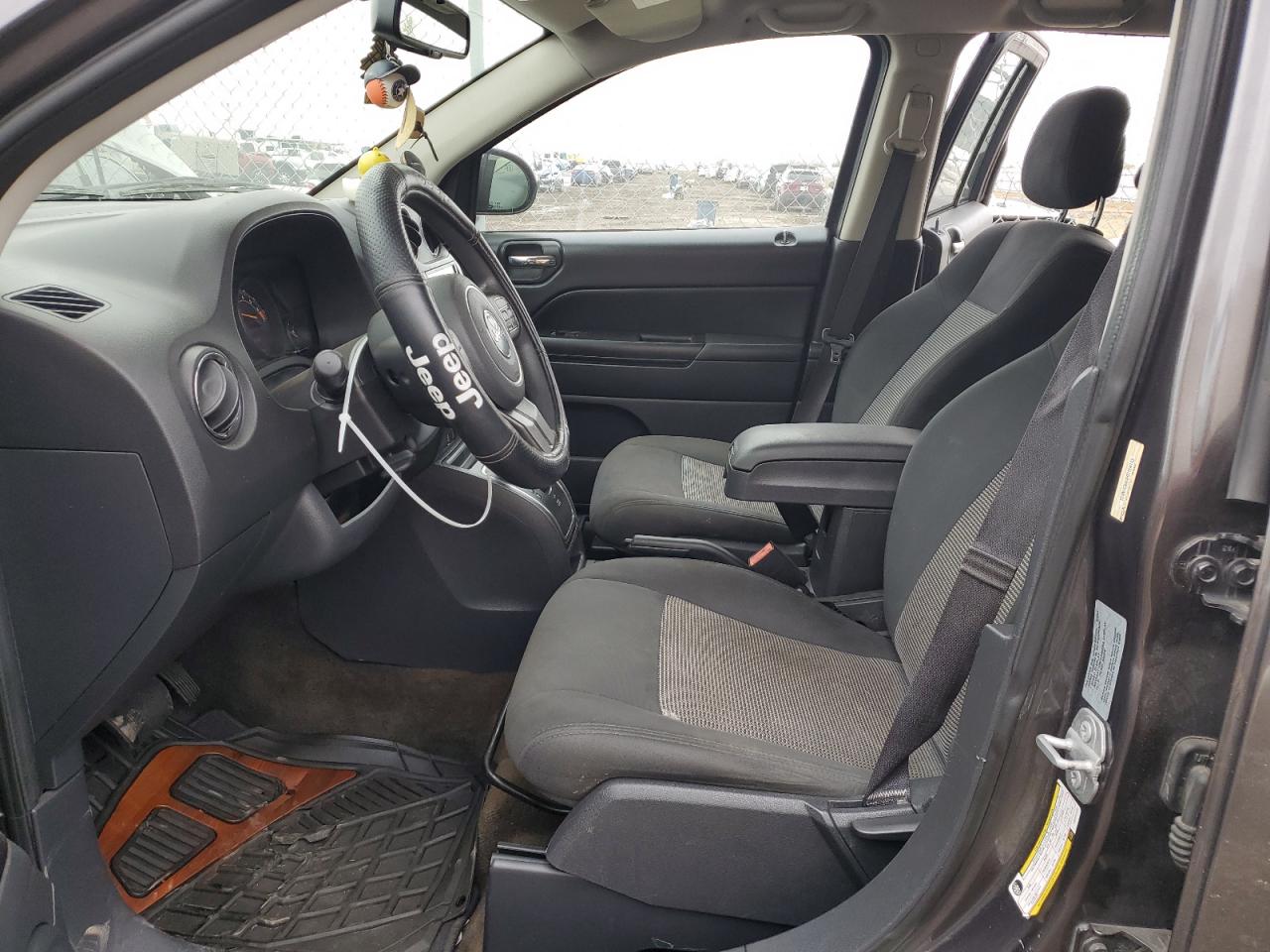 2017 Jeep Compass VIN 1C4NJCBA4HD124173 Copart auction photo, front end / side damage thumbnail 7