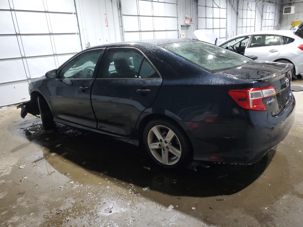 2014 Toyota Camry VIN 4T1BF1FK6EU765120 Copart auction photo, front end / minor dent/scratches damage thumbnail 2