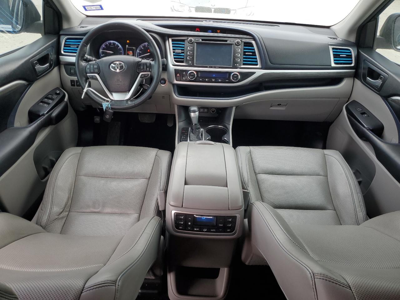 2017 Toyota Highlander VIN 5TDYZRFH6HS230130 Copart auction photo, rear end damage thumbnail 8