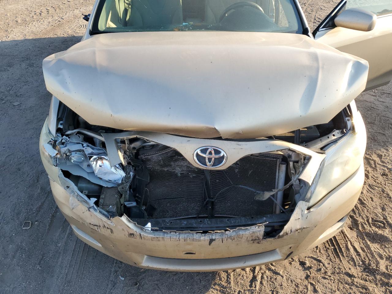 2010 Toyota Camry VIN 4T1BF3EK6AU036414 Copart auction photo, front end / minor dent/scratches damage thumbnail 11