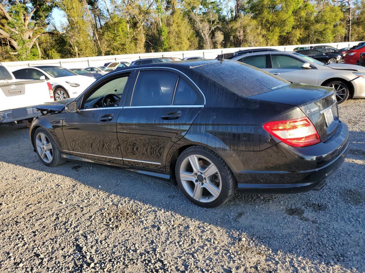 2011 Mercedes-Benz C-klasse VIN WDDGF5EB8BA520485 Copart auction photo, front end damage thumbnail 2