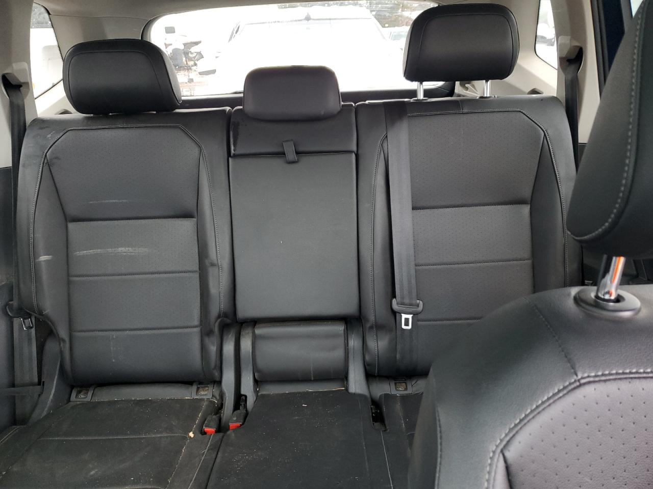 2018 Volkswagen Tiguan VIN 3VV2B7AX4JM109830 Copart auction photo, burn damage thumbnail 10