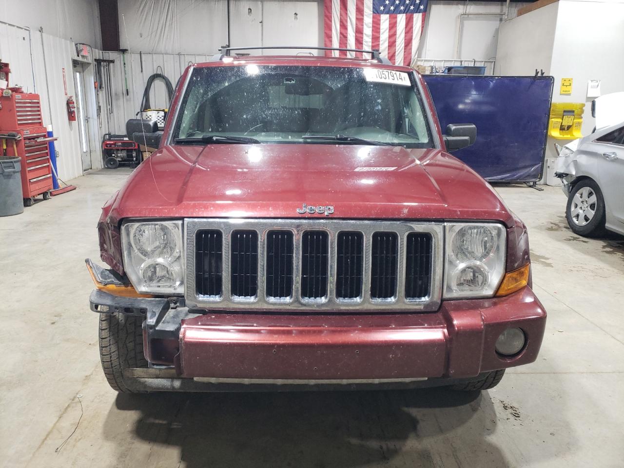 2008 Jeep Commander VIN 1J8HG58278C146352 Copart auction photo, front end damage thumbnail 5