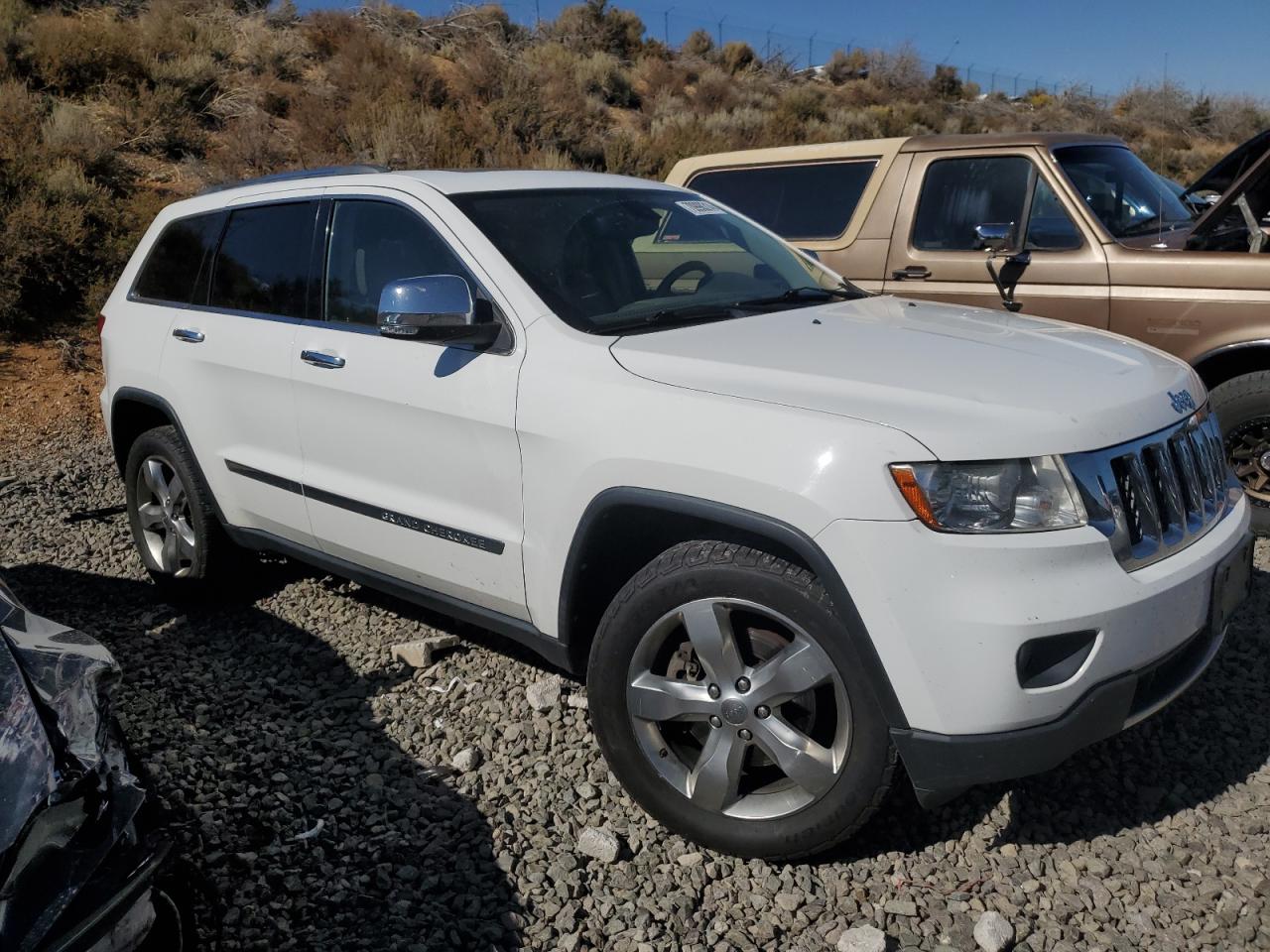 2013 Jeep Grand Cherokee VIN 1C4RJFCT3DC532084 Copart auction photo, side damage thumbnail 4