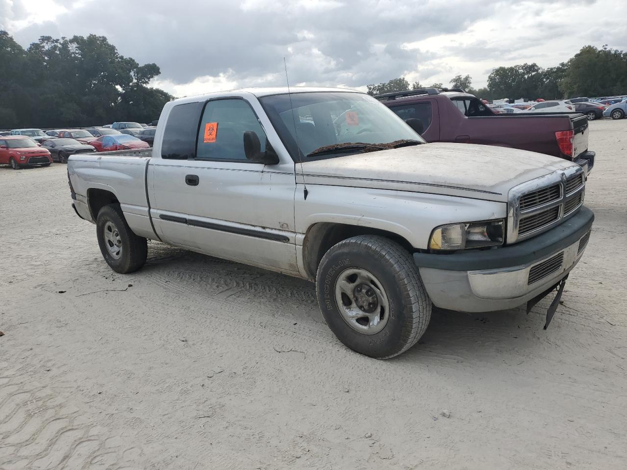 2001 Dodge RAM VIN 3B7HC13Y31M555587 Copart auction photo, water/flood damage thumbnail 4