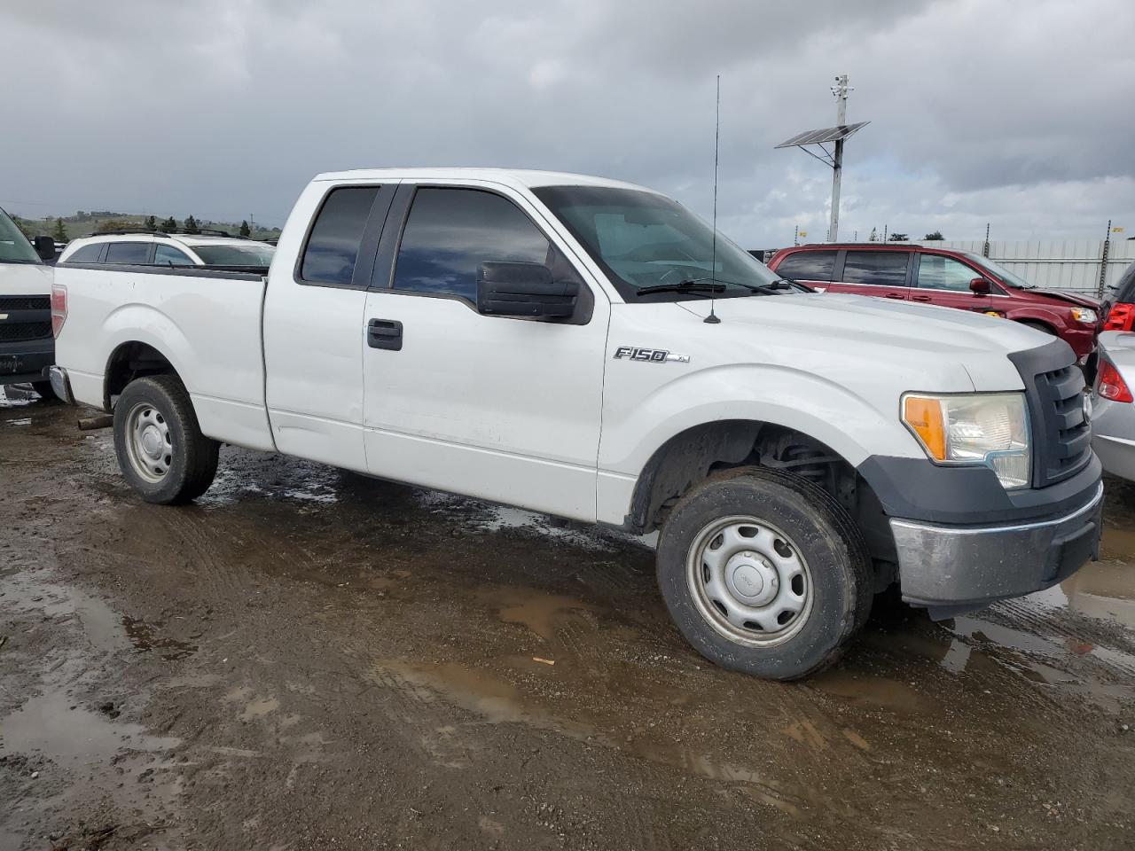 2011 Ford F-150 VIN 1FTEX1CM7BFA95887 Copart auction photo, vandalism damage thumbnail 4