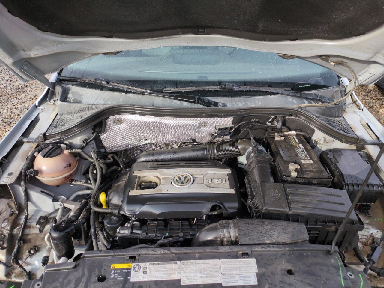 2015 Volkswagen Tiguan VIN WVGBV7AX3FW509497 Copart auction photo, front end damage thumbnail 11