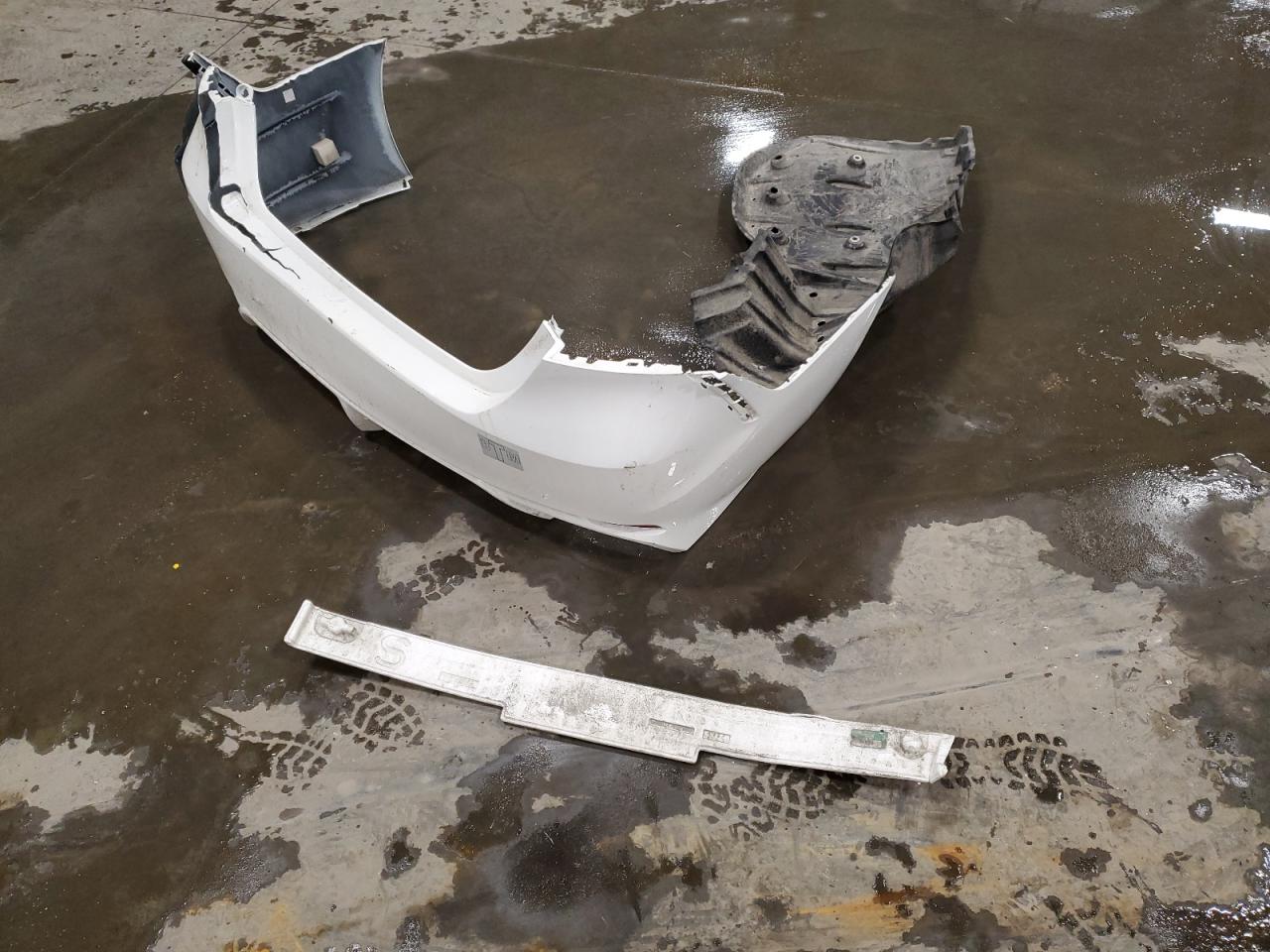2018 Toyota Camry VIN JTNB11HK9J3027677 Copart auction photo, rear end / front end damage thumbnail 12