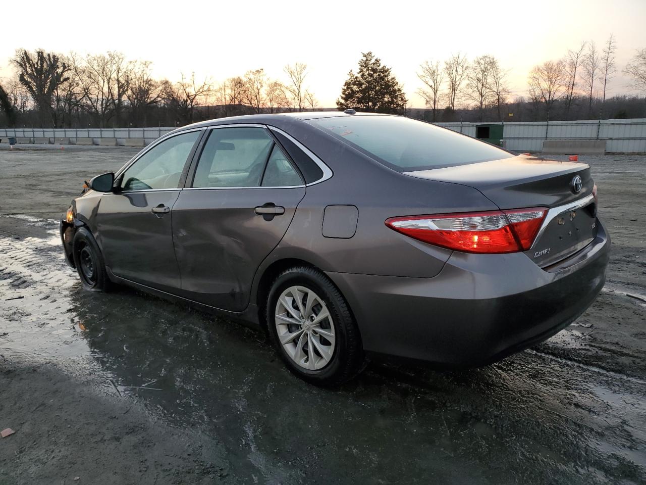 2015 Toyota Camry VIN 4T1BF1FK7FU049246 Copart auction photo, front end / side damage thumbnail 2