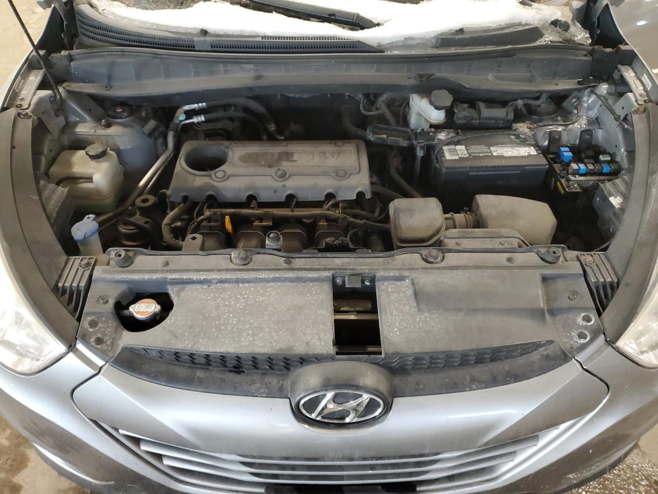 2010 Hyundai Tucson VIN KM8JUCAC8AU021879 Copart auction photo, vandalism damage thumbnail 12