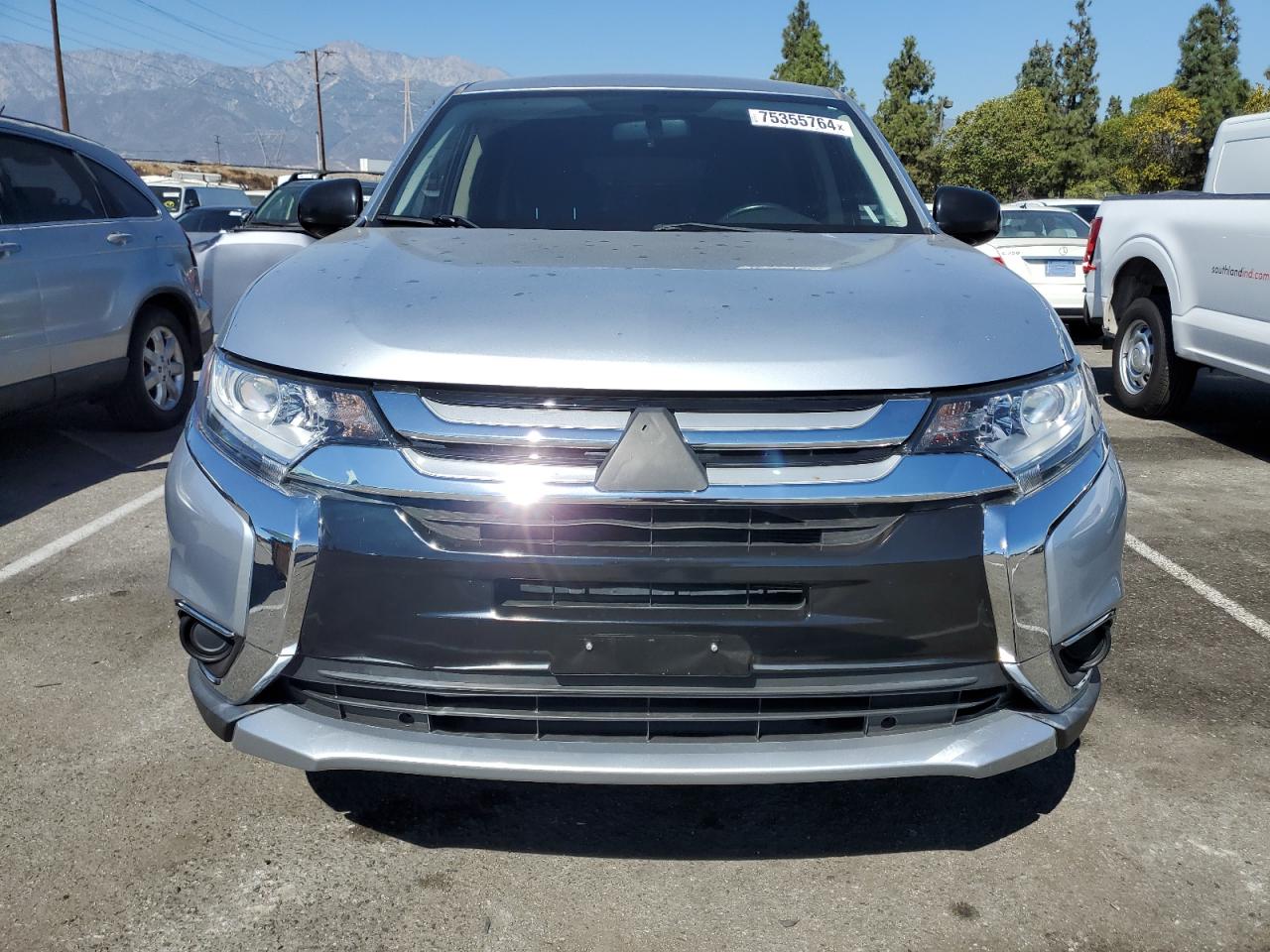 2016 Mitsubishi Outlander VIN JA4AD2A31GZ018682 Copart auction photo, minor dent/scratches damage thumbnail 5