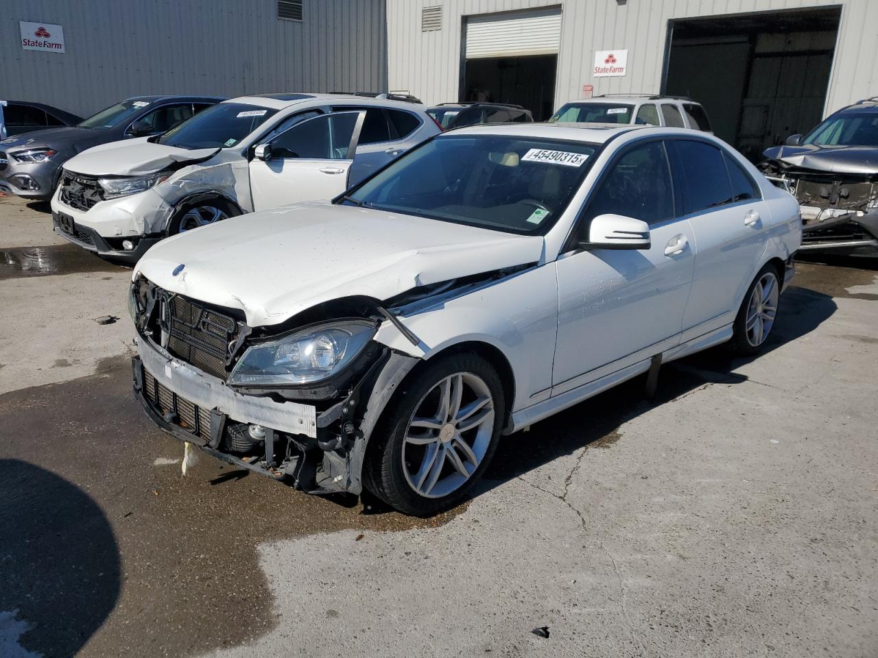 2014 Mercedes-Benz C-klasse VIN WDDGF4HB8EA942430