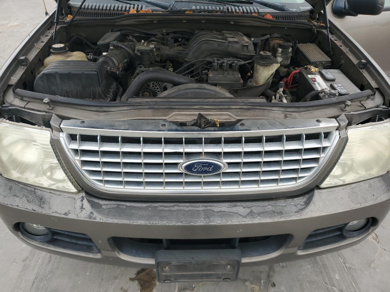 2005 Ford Explorer VIN 1FMZU63K85ZA10575 Copart auction photo, all over damage thumbnail 12