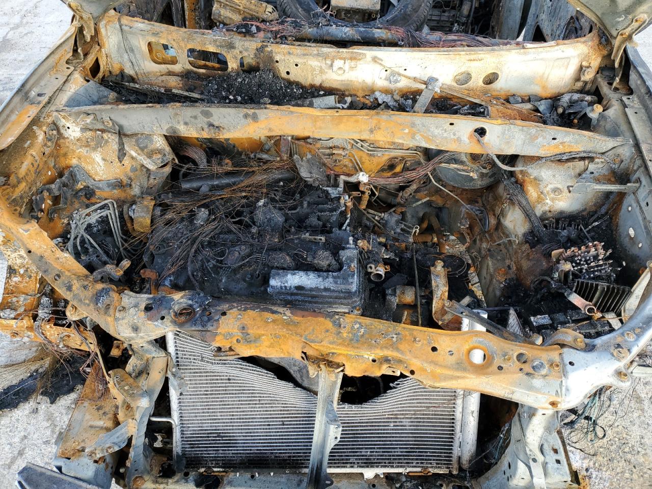 2007 Lexus RX VIN 2T2HK31U67C003318 Copart auction photo, burn damage thumbnail 13