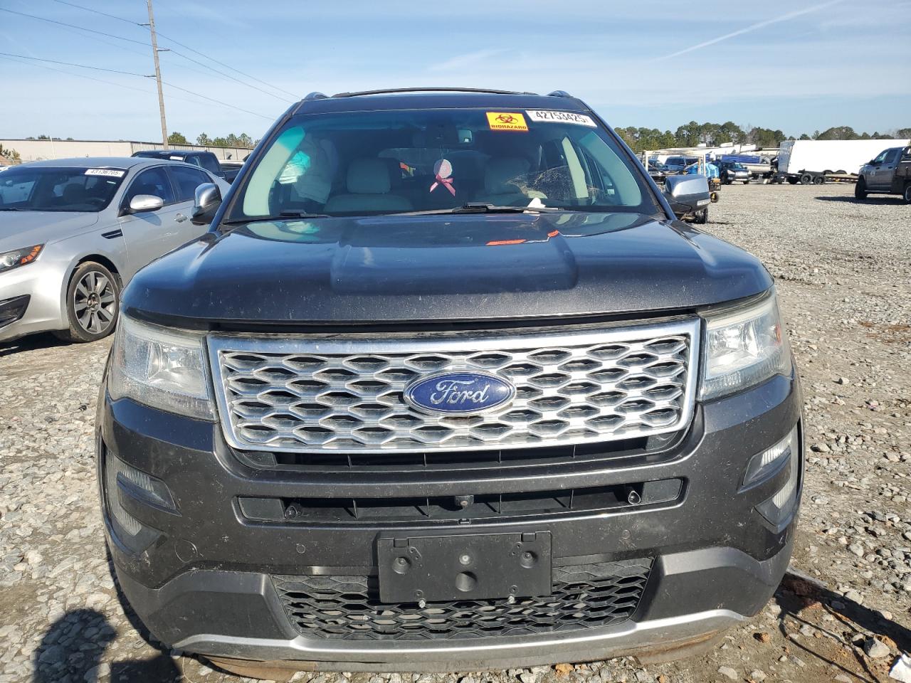 2016 Ford Explorer VIN 1FM5K8HT0GGB77335 Copart auction photo, side / rear end damage thumbnail 5