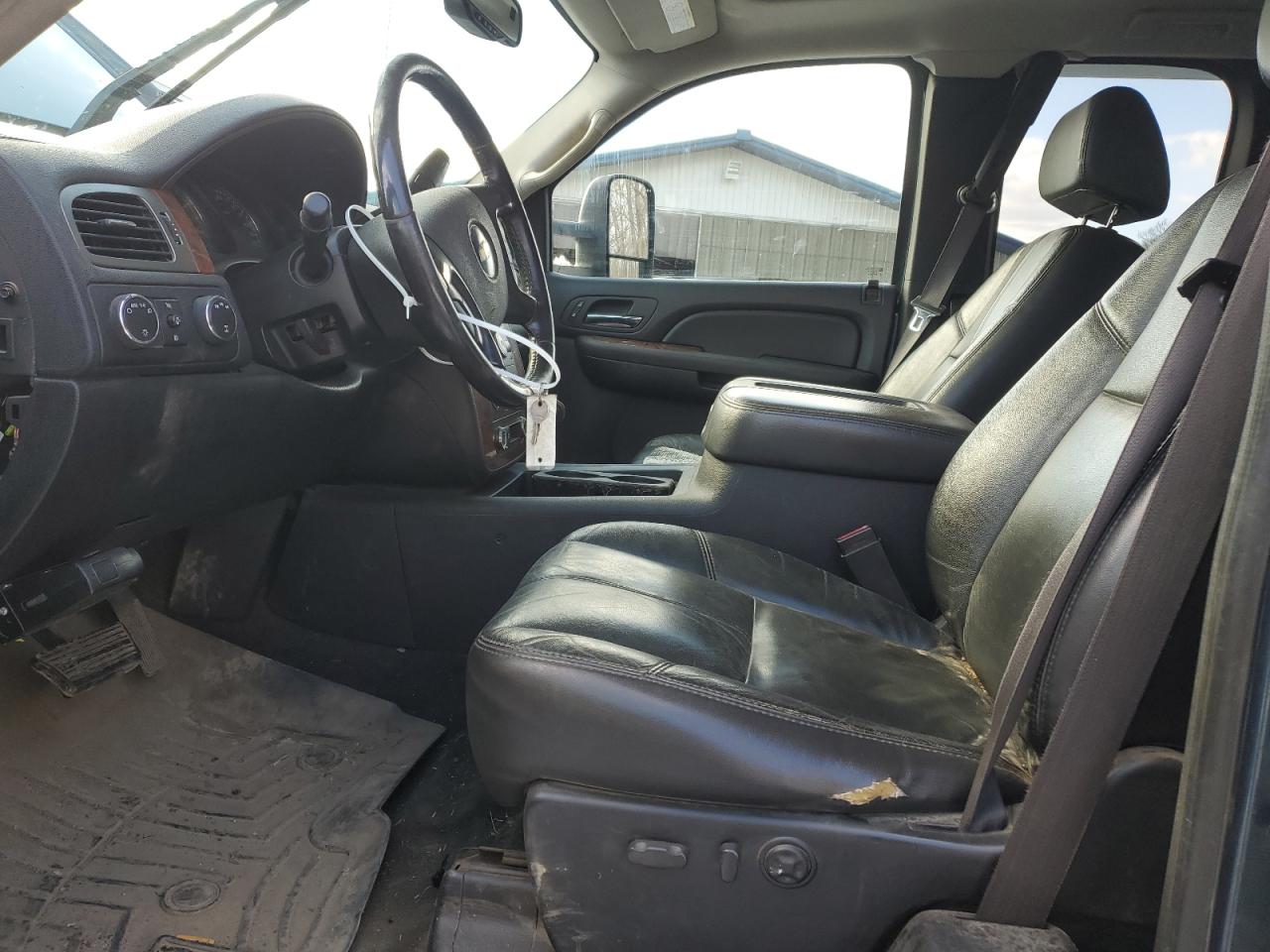 2007 Chevrolet Silverado VIN 1GCHK29627E589355 Copart auction photo, front end / minor dent/scratches damage thumbnail 7