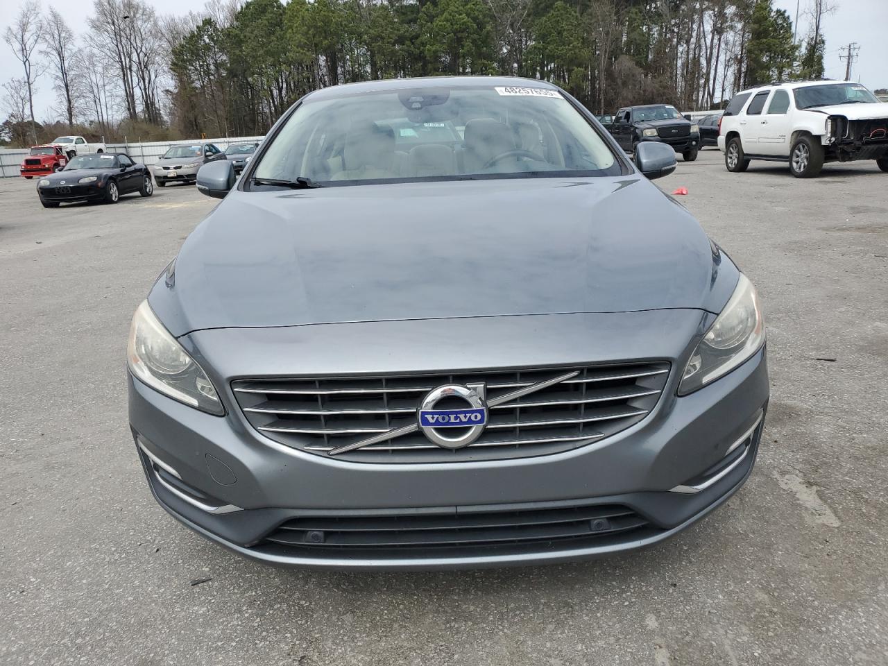 2016 Volvo S60 VIN YV126MFK0G2413889 Copart auction photo, undercarriage / side damage thumbnail 5