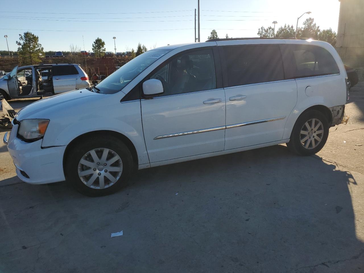 2014 Chrysler Town & Country VIN 2C4RC1BG4ER318957