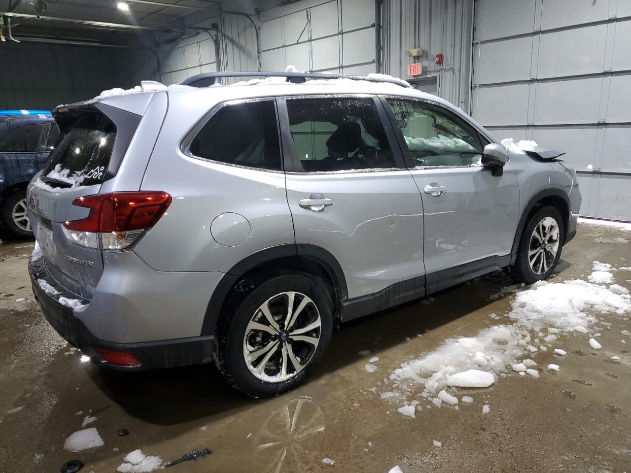 2019 Subaru Forester VIN JF2SKASC5KH582358 Copart auction photo, front end damage thumbnail 3