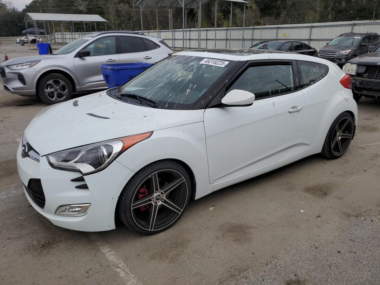 2015 Hyundai Veloster VIN KMHTC6AD4FU237970