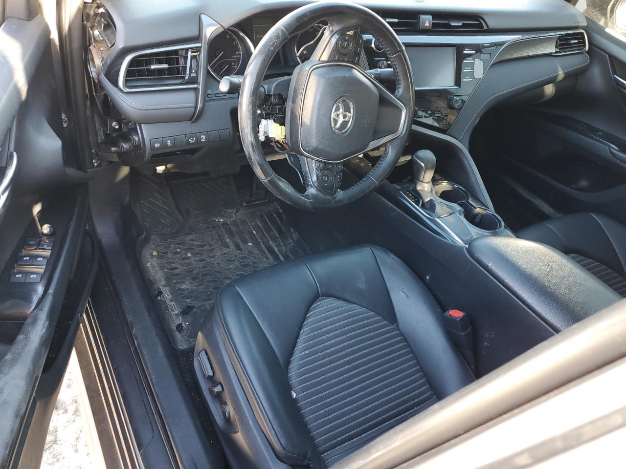 2019 Toyota Camry VIN 4T1B11HK2KU250851 Copart auction photo, front end / minor dent/scratches damage thumbnail 8