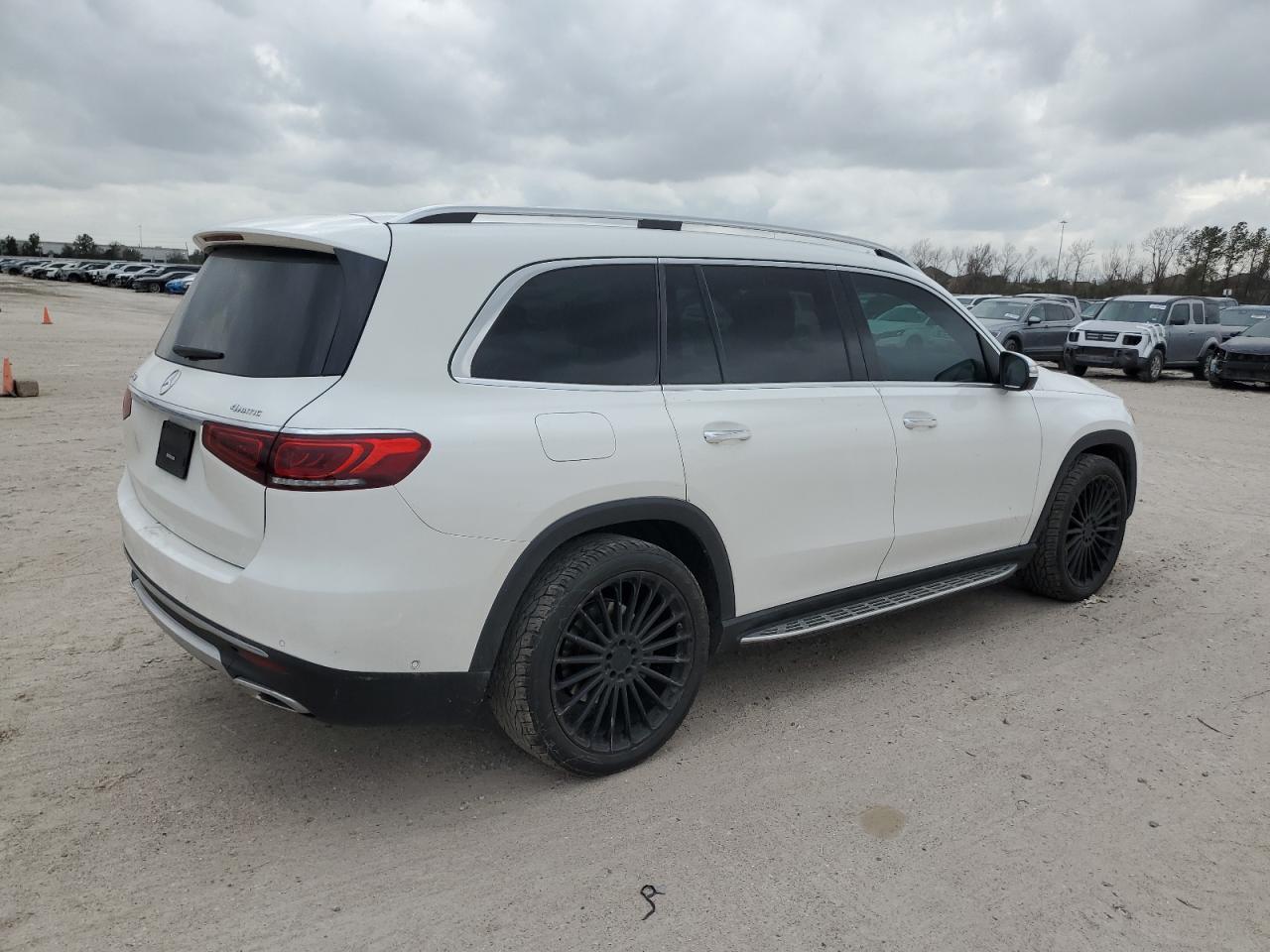 2020 Mercedes-Benz GLS-klasse VIN 4JGFF5KE2LA139362 Copart auction photo, side / minor dent/scratches damage thumbnail 3
