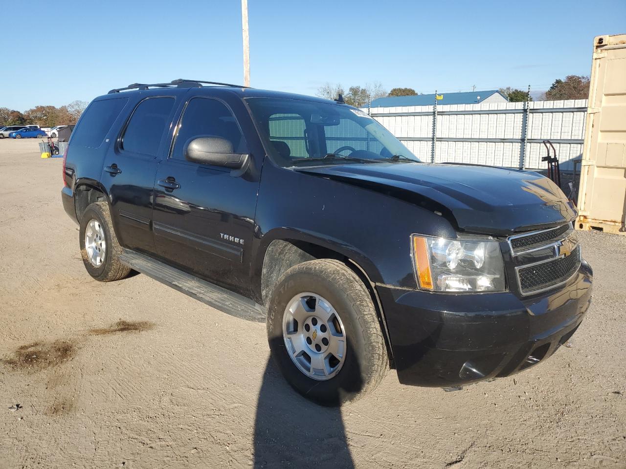 2012 Chevrolet Tahoe VIN 1GNSCBE05CR318353 Copart auction photo, all over damage thumbnail 4