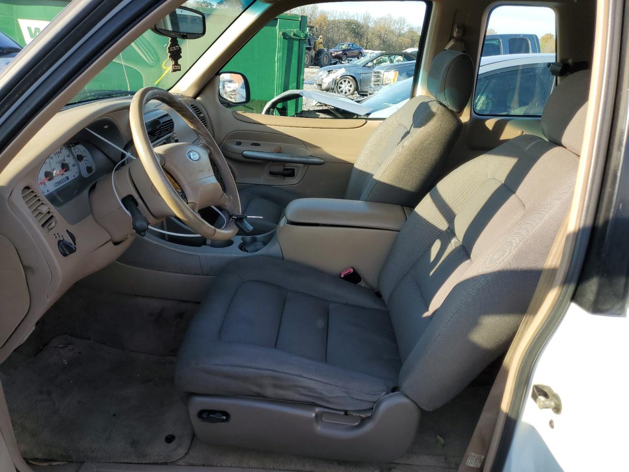 2002 Ford Explorer VIN 1FMYU60E32UD21981 Copart auction photo, rear end damage thumbnail 7
