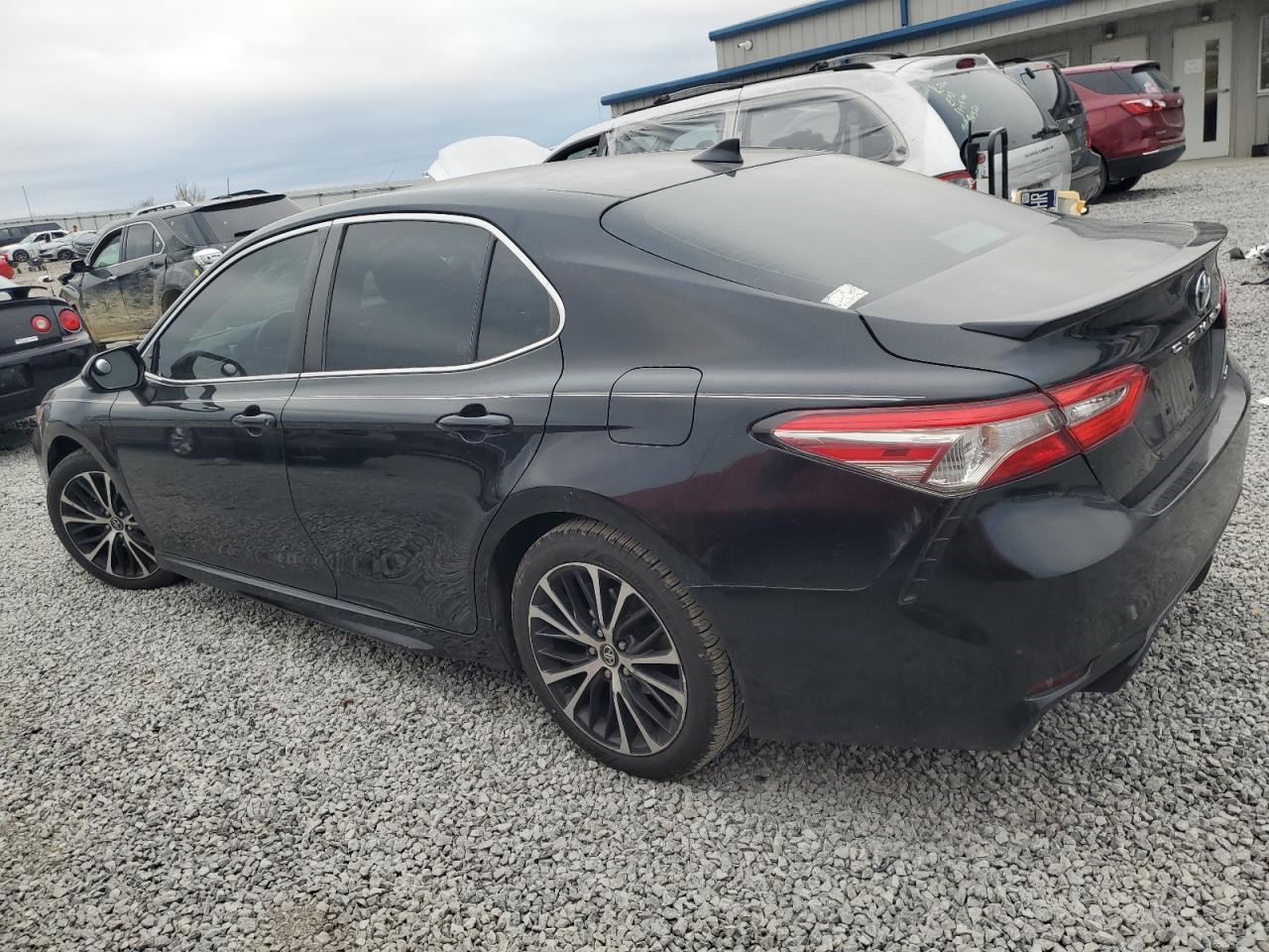 2019 Toyota Camry VIN 4T1B11HK7KU691486 Copart auction photo, front end damage thumbnail 2