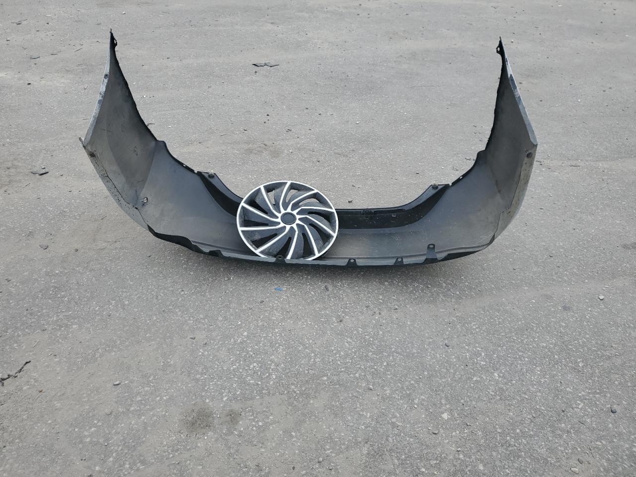 2018 Toyota Corolla VIN 5YFBURHE8JP754224 Copart auction photo, front end / rear end damage thumbnail 12