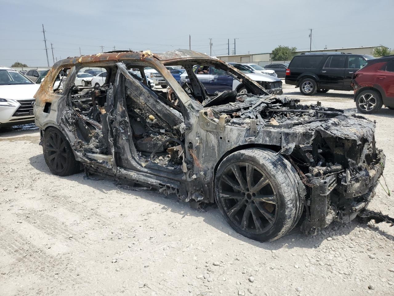 2020 BMW X7 VIN 5UXCW2C03L9C49557 Copart auction photo, burn damage thumbnail 4