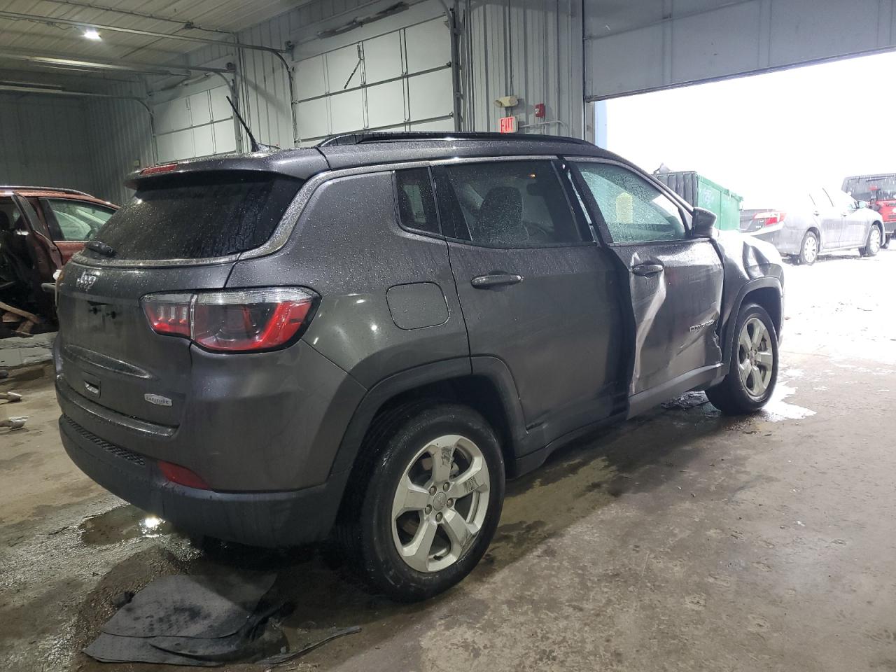 2021 Jeep Compass VIN 3C4NJDBB3MT587778 Copart auction photo, side / minor dent/scratches damage thumbnail 3