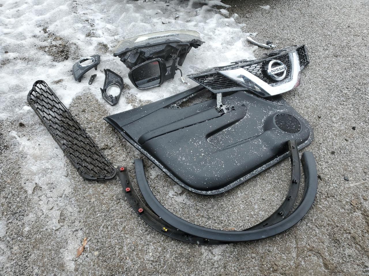2015 Nissan Rogue VIN 5N1AT2MV3FC803045 Copart auction photo, front end / undercarriage damage thumbnail 13