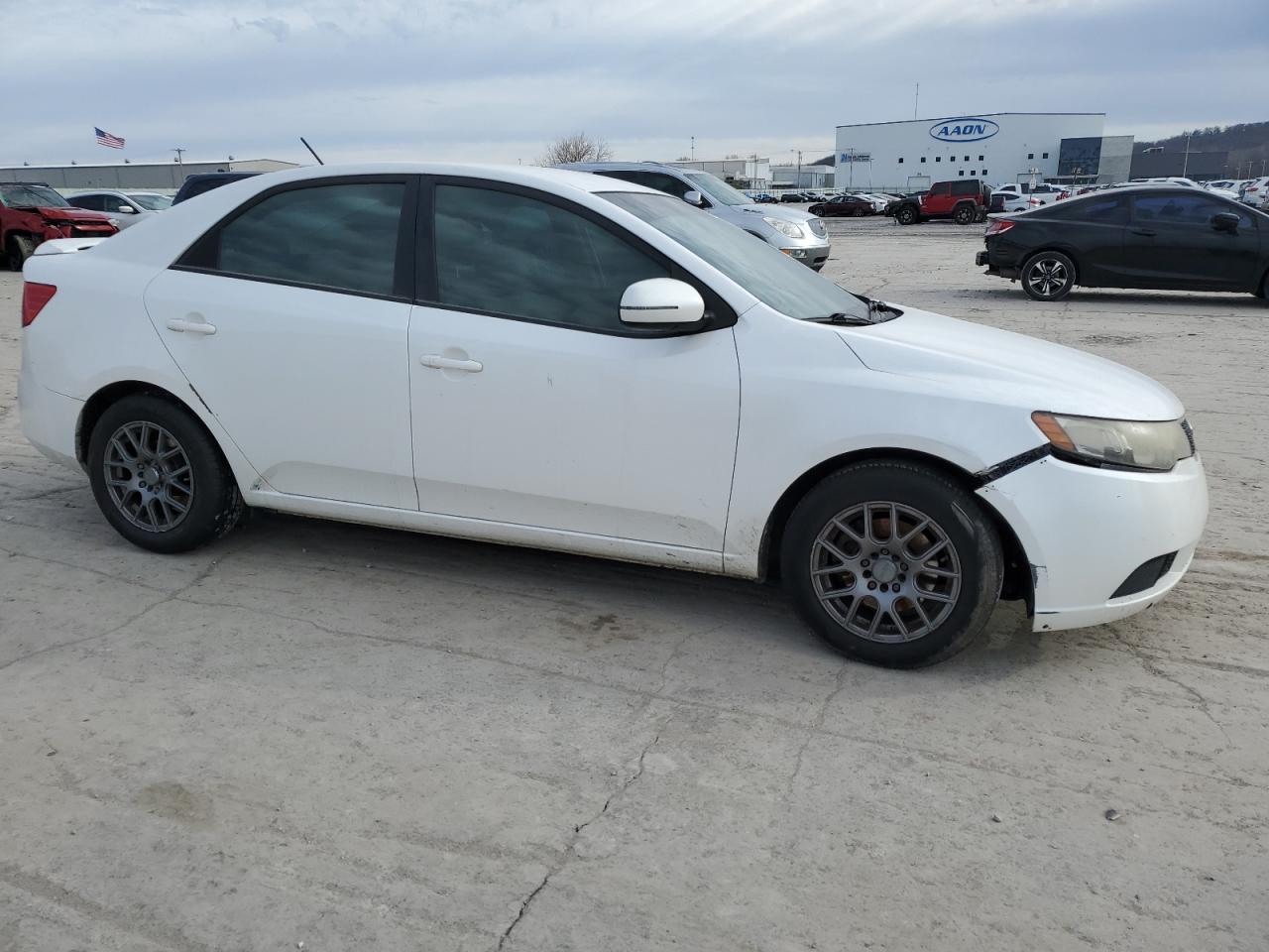 2012 KIA Forte VIN KNAFU4A23C5637085 Copart auction photo, front end / side damage thumbnail 4