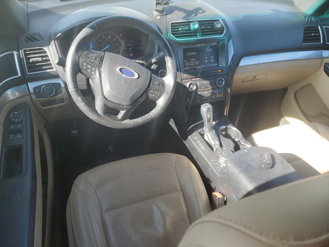 2016 Ford Explorer VIN 1FM5K8D86GGC65386 Copart auction photo, front end damage thumbnail 8