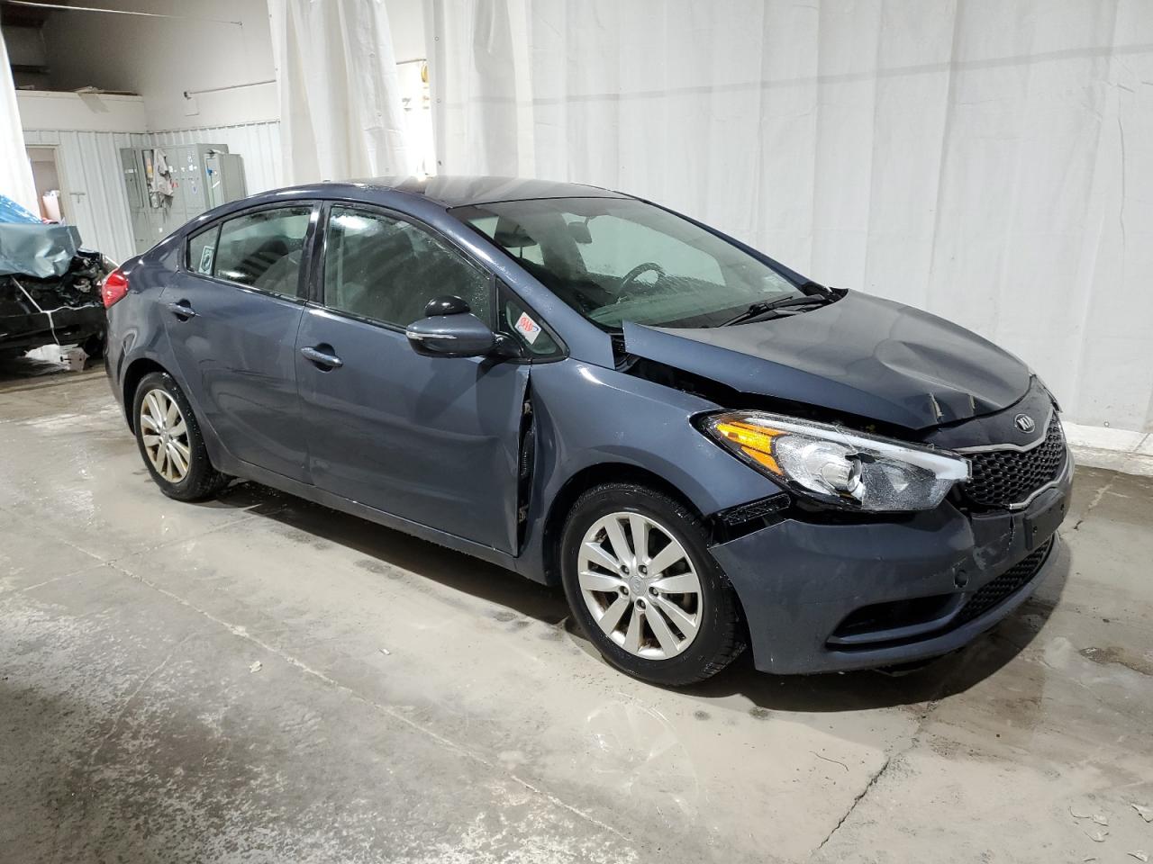 2016 KIA Forte VIN KNAFX4A63G5477130 Copart auction photo, front end damage thumbnail 4