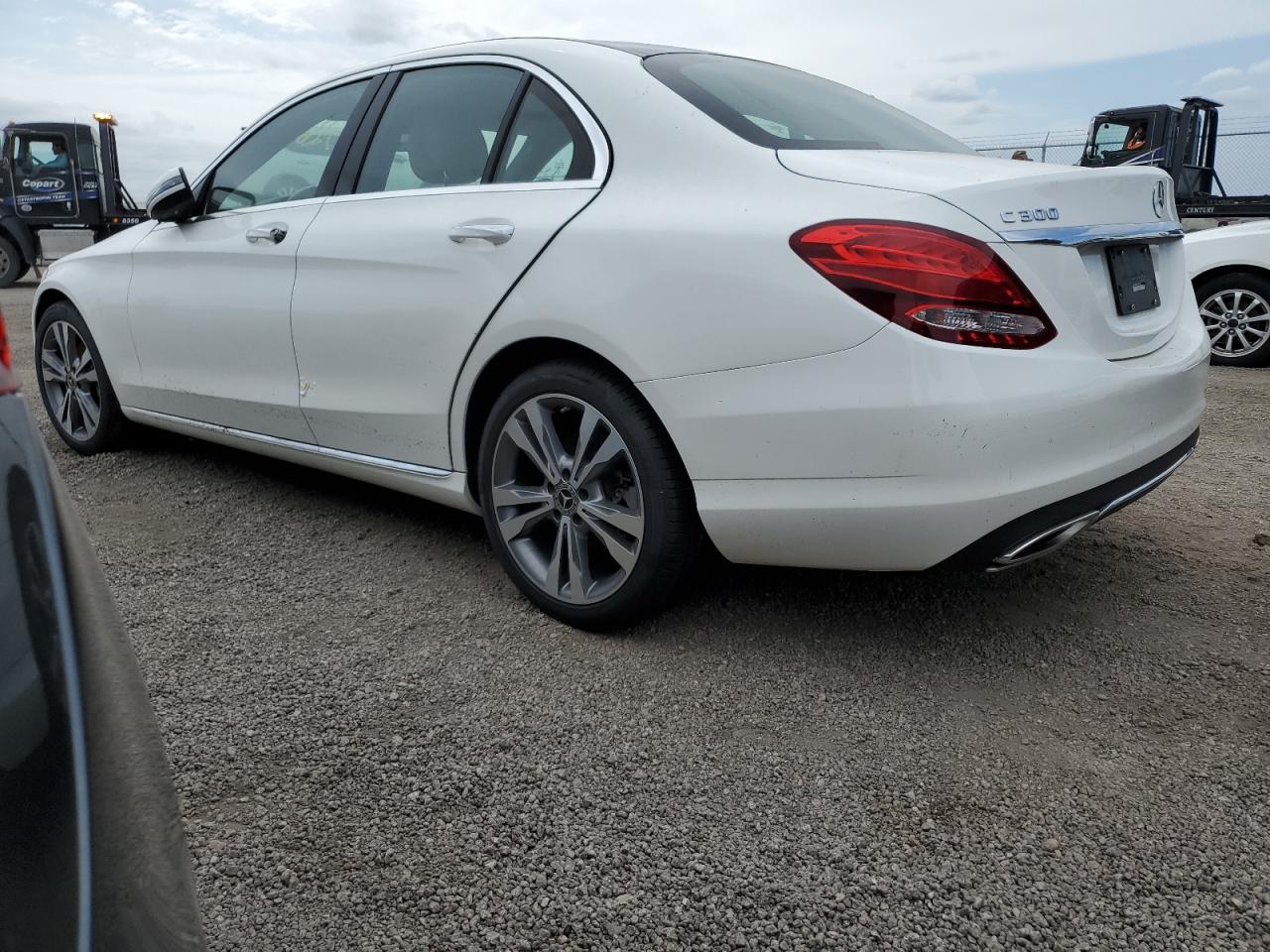 2018 Mercedes-Benz C-klasse VIN WDDWF4KB0JR395492 Copart auction photo, water/flood damage thumbnail 2