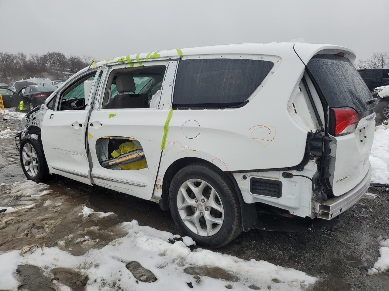 2018 Chrysler Pacifica VIN 2C4RC1EG5JR197653 Copart auction photo, stripped / all over damage thumbnail 2