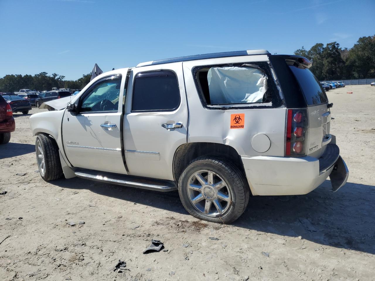 2013 GMC Yukon VIN 1GKS1EEF3DR110739 Copart auction photo, all over damage thumbnail 2