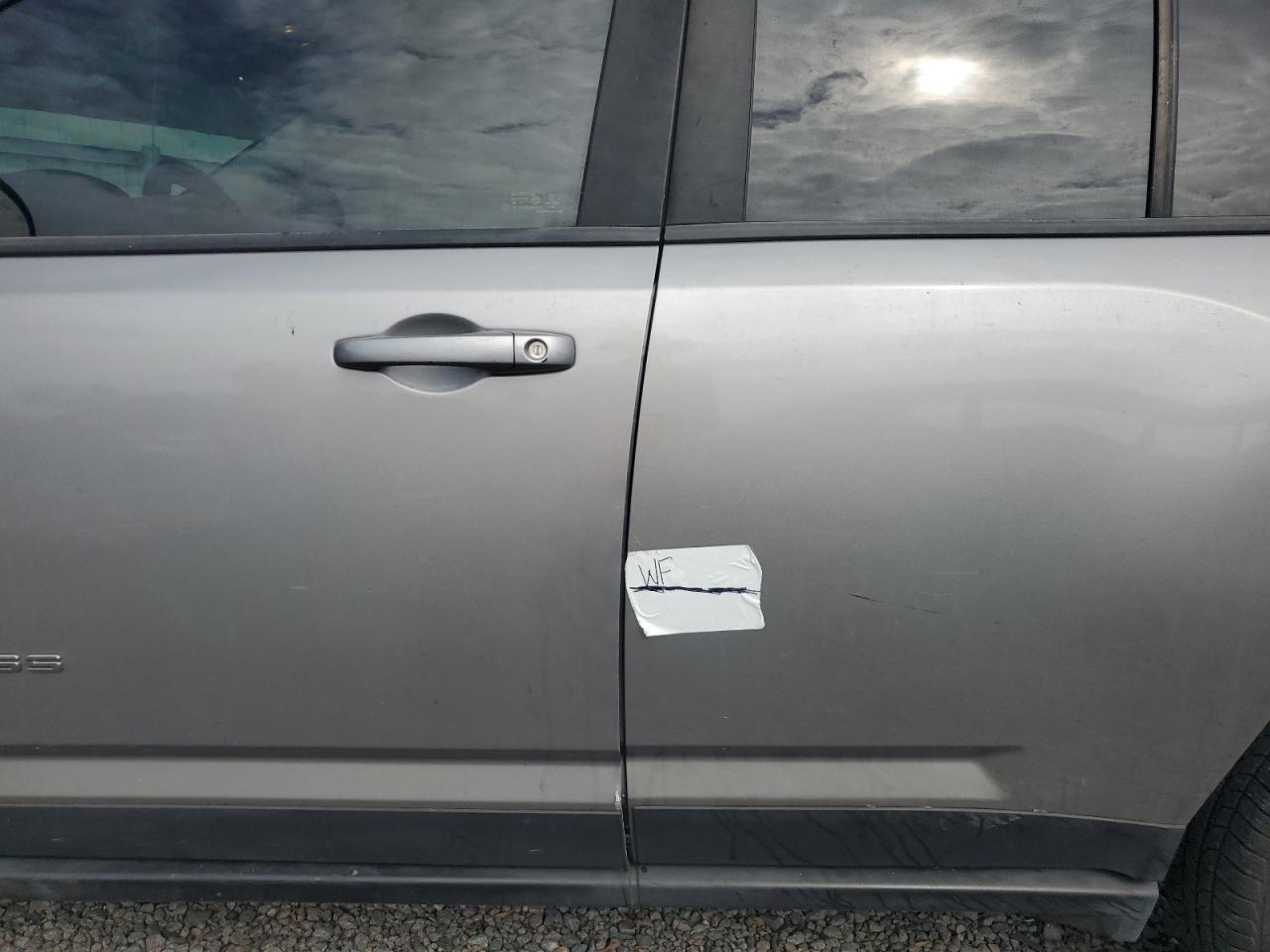 2015 Jeep Compass VIN 1C4NJCBA7FD436680 Copart auction photo, water/flood / side damage thumbnail 13