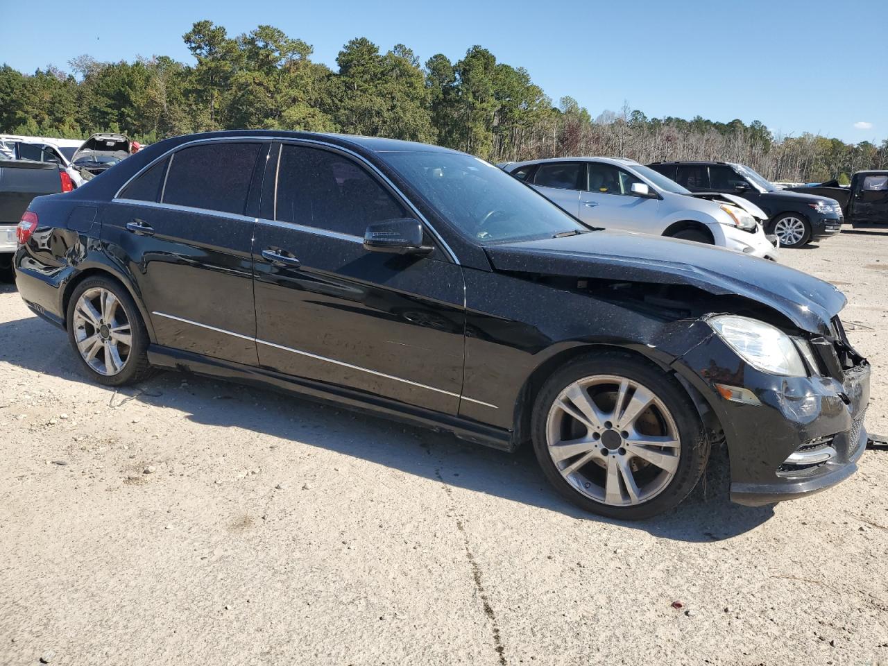 2013 Mercedes-Benz E-klasse VIN WDDHF5KB9DA772662 Copart auction photo, front end damage thumbnail 4