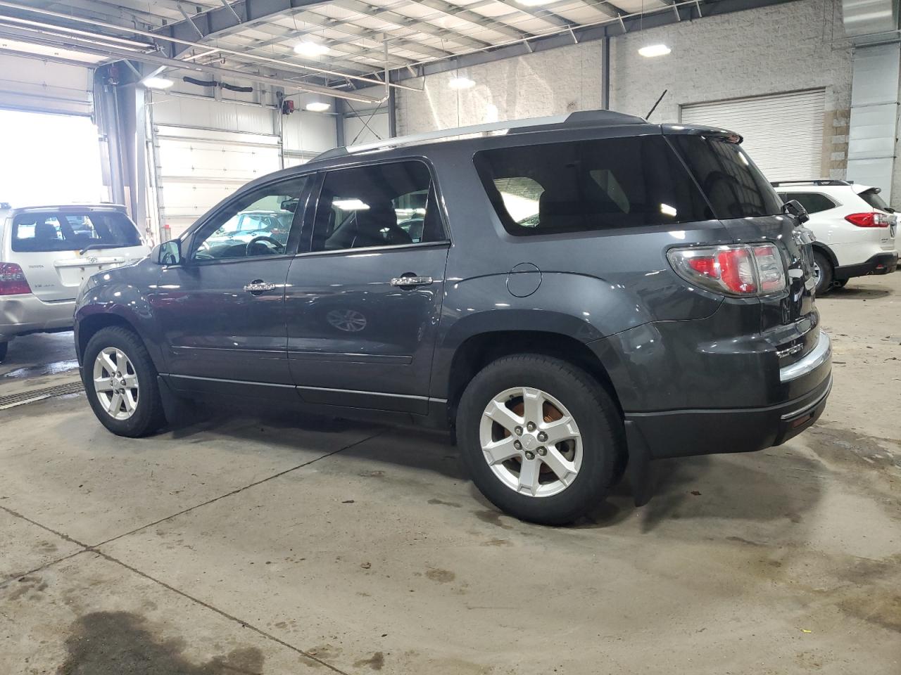 2014 GMC Acadia VIN 1GKKRPKD3EJ324332 Copart auction photo, front end damage thumbnail 2