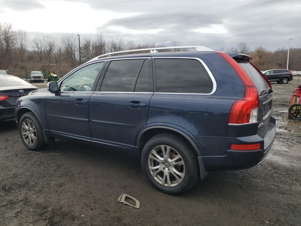 2013 Volvo XC90 VIN YV4952CZXD1667167 Copart auction photo, burn - engine / minor dent/scratches damage thumbnail 2