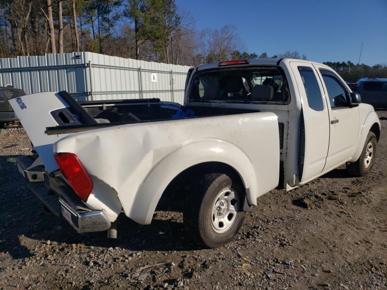 2016 Nissan Navara (Frontier) VIN 1N6BD0CT8GN771397 Copart auction photo, side damage thumbnail 3