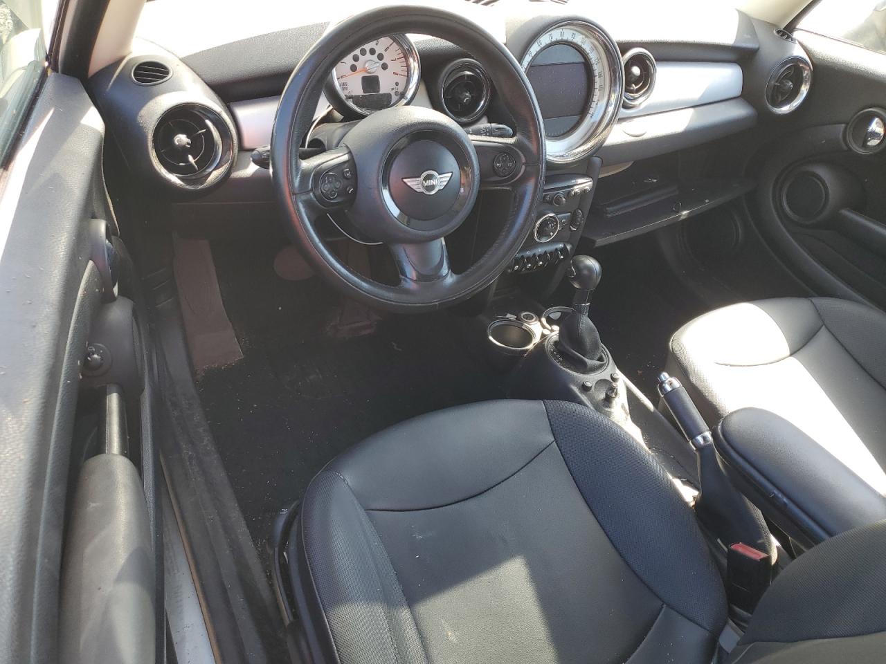 2011 MINI Cooper VIN WMWZF3C53BT188932 Copart auction photo, front end / side damage thumbnail 8