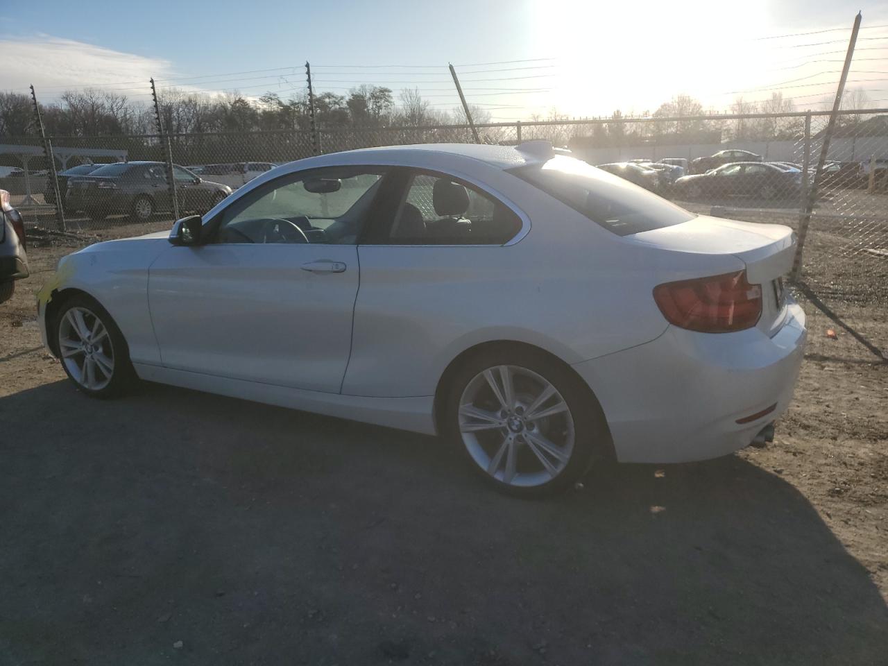 2015 BMW 2er VIN WBA1F9C51FVW98724 Copart auction photo, front end / minor dent/scratches damage thumbnail 2