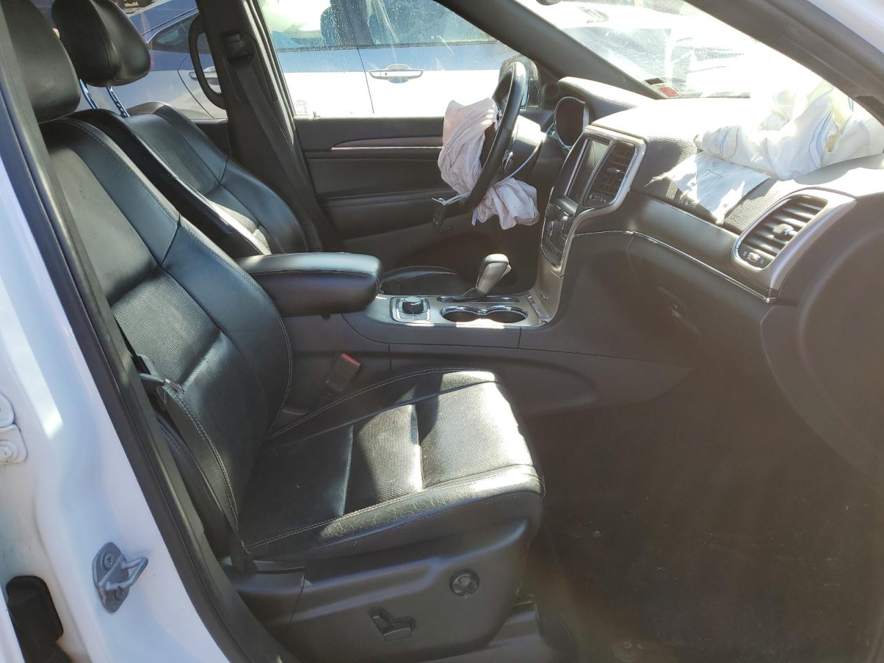 2017 Jeep Grand Cherokee VIN 1C4RJFBG2HC751418 Copart auction photo, front end / side damage thumbnail 7