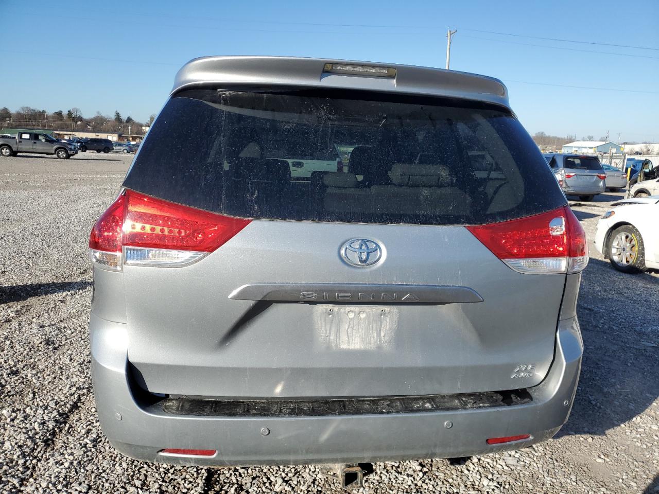 2013 Toyota Sienna VIN 5TDDK3DC6DS068209 Copart auction photo, front end damage thumbnail 6
