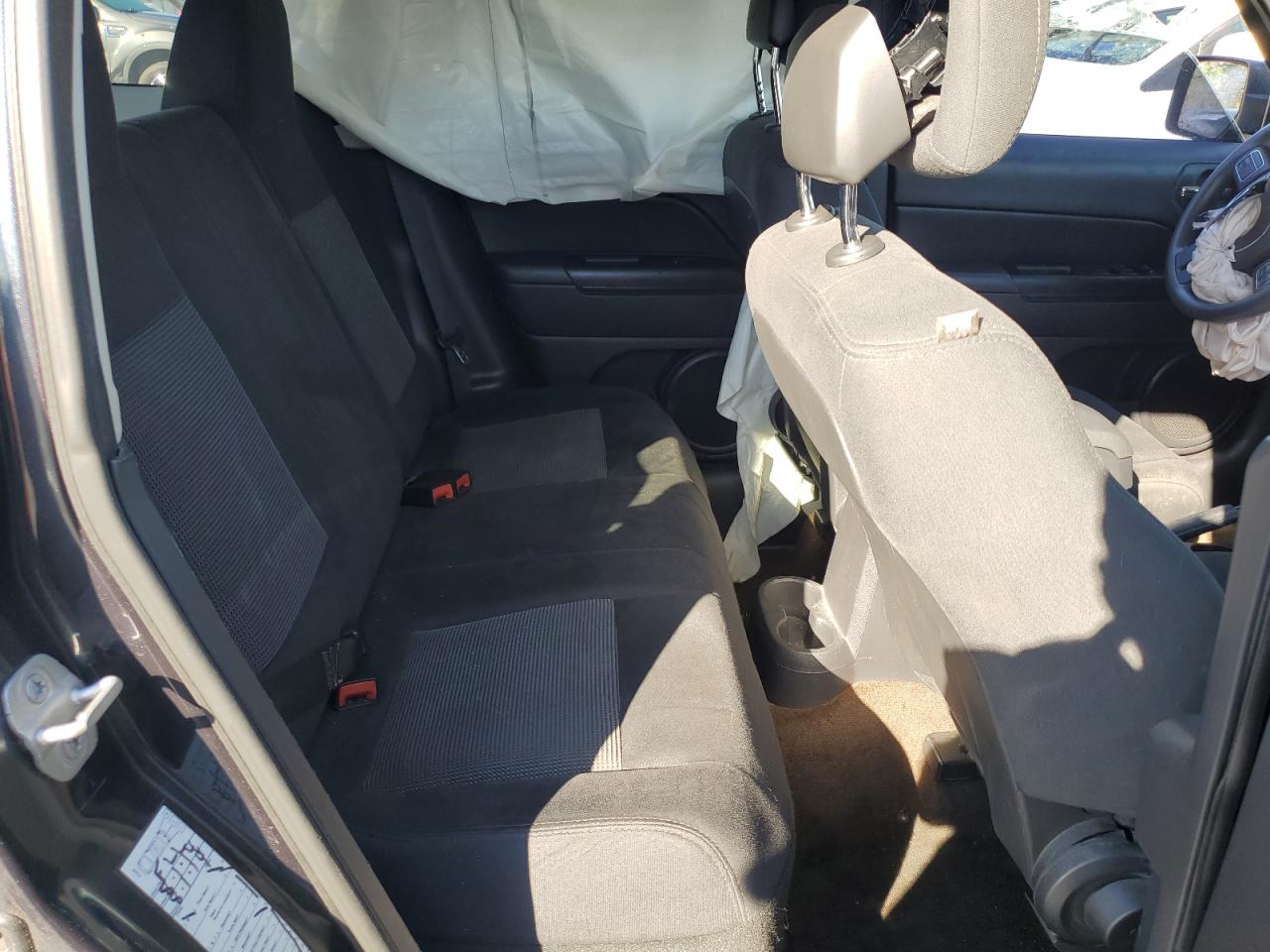 2014 Jeep Liberty (Patriot) VIN 1C4NJPBB0ED927204 Copart auction photo, front end damage thumbnail 11
