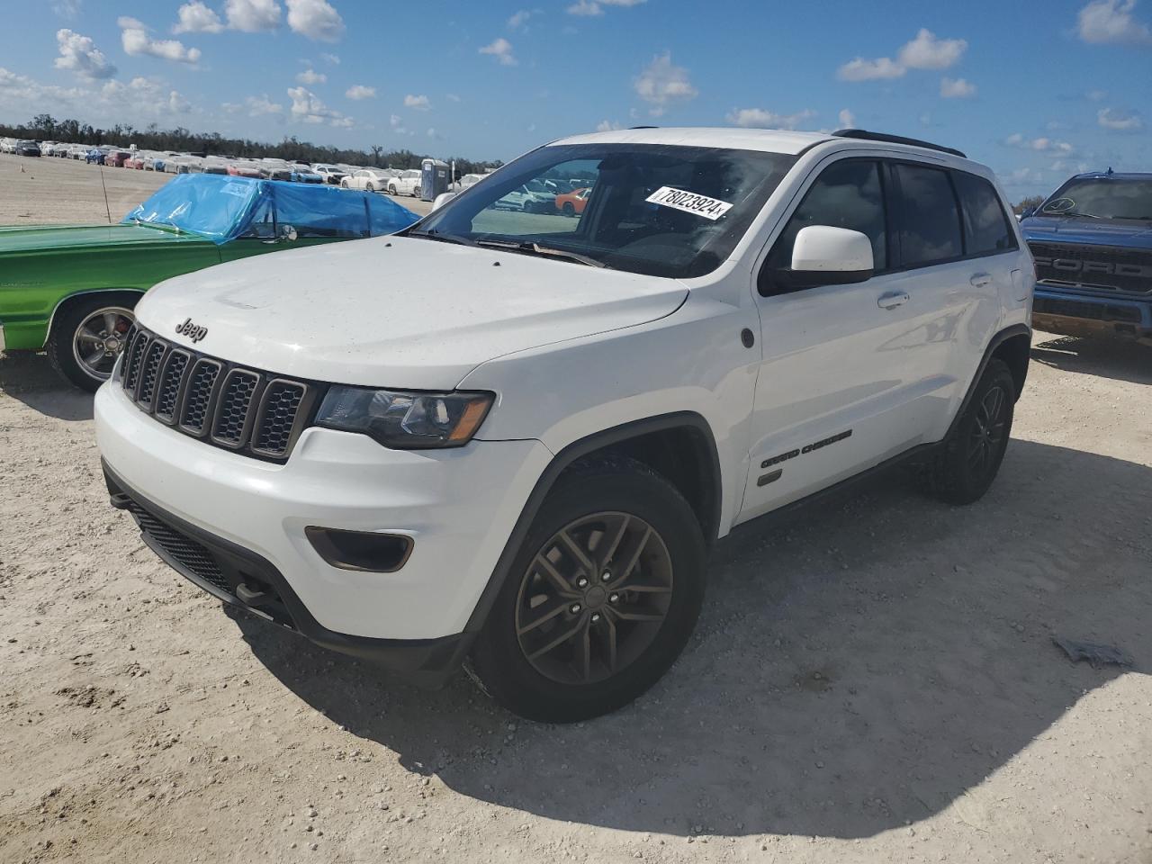 2016 Jeep Grand Cherokee VIN 1C4RJFAG1GC377867